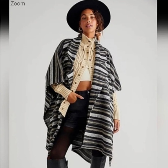 NWOT Free People Jackson Oversized Poncho - Picture 1 of 4